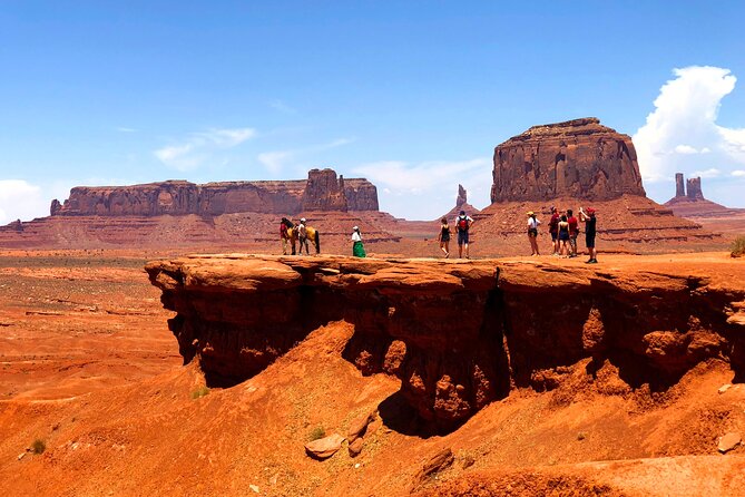 3-Day Grand Canyon South Rim, Zion & Bryce Canyon From Las Vegas - Day 2: Antelope Canyon light, Horseshoe Bend, and Monument Valley by jeep
