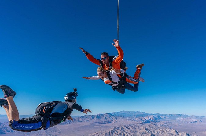 3-Hour Tandem Skydiving in Las Vegas - Getting There: Excalibur Pickup and Why It Matters