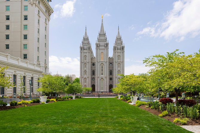 7-Day Camping Tour: Bryce Canyon, Grand Tetons, Yellowstone from Las Vegas - Yellowstone in One Day: Old Faithful, Prismatic Color, and Hot Springs