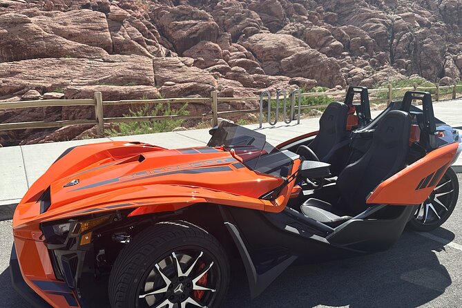 7 Magic Mountains Tour and Las Vegas Sign on a Slingshot - Stop 2: Seven Magic Mountains in 20 Minutes of Desert Art