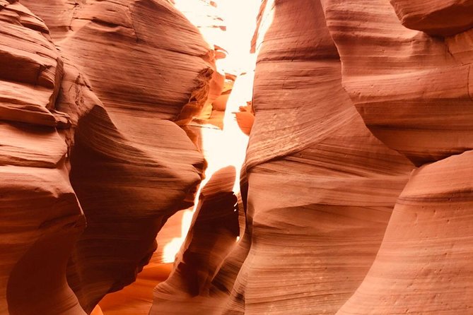 Antelope Canyon & Horseshoe Bend with Lunch - Lunch, bottled water, and how to stay comfortable on the road