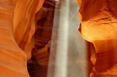 Antelope Canyon & Horseshoe Bend with Lunch - Antelope Canyon: 90 minutes with a certified Navajo guide