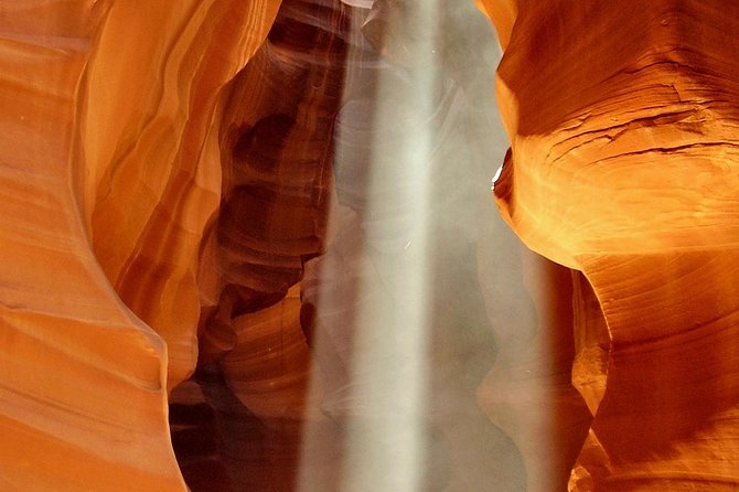 Antelope Canyon & Horseshoe Bend with Lunch - Antelope Canyon: 90 minutes with a certified Navajo guide