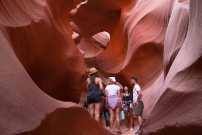 Antelope Canyon Luxury Private Tour from Las Vegas - Lower Antelope Canyon: Golden Time, Navajo Guidance, and a Real Slot Canyon Walk