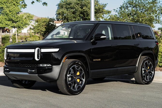 Arrival by Eco SUV from Las Vegas Airport to Las Vegas City - Why this LAS-to-Strip electric transfer beats the usual airport scramble