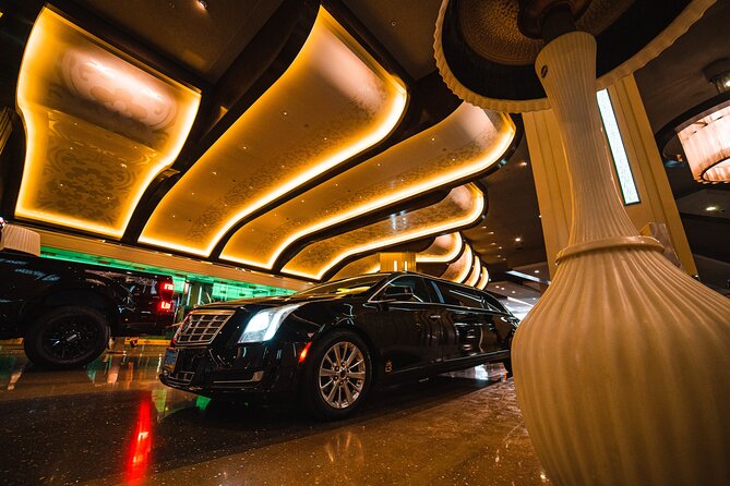 Arrival Transfer: Private Luxury 8 Passenger Limousine Service - Key things to know before you land