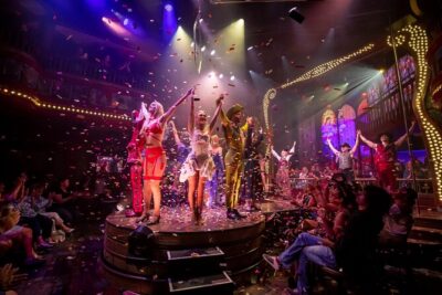 Atomic Saloon Show at The Venetian Resort - Guaranteed entry: the practical value on a busy Strip