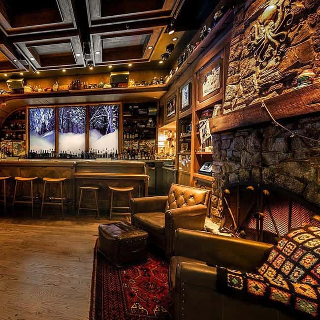 Bars Unknown: The Original Las Vegas Strip Bar Crawl - The Flamingo Wildlife Habitat breather (yes, really)