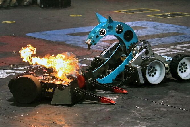 Battle Bots Destruct-A-Thon: Killer Robots Fighting in Las Vegas - What Makes the Live Version Different From Watching at Home