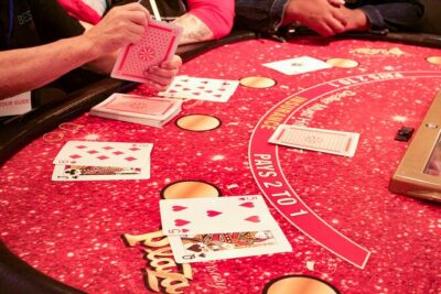 Best Bet Gaming Lessons: Learn to Play Like the Pros - Meet your guide in the Plaza lobby (and get your bearings fast)