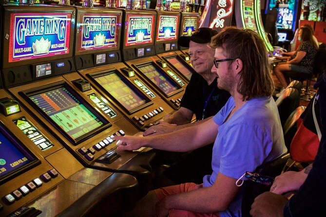 Best Bet Gaming Lessons: Learn to Play Like the Pros - Blackjack basics and real strategy moves (hit, stand, split, double down)