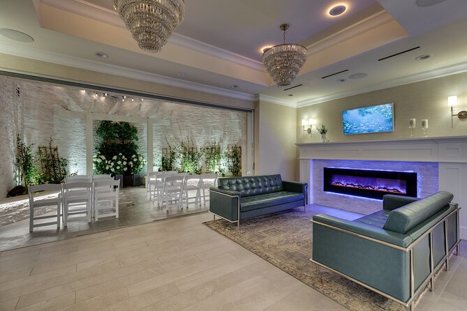 Bliss Chapel Elvis Weddings & Vow Renewal - Photography: what you actually get and when