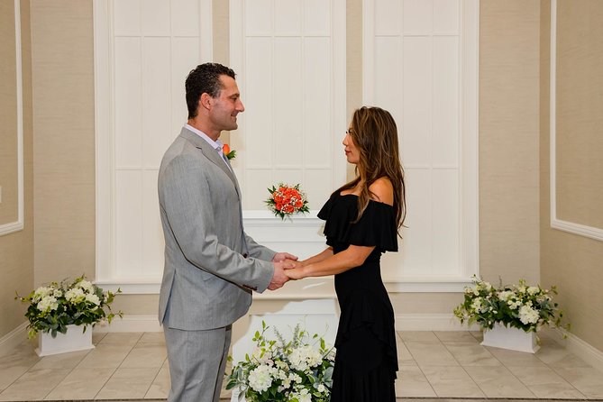 Bliss Chapel Wedding & Vow Renewal Ceremony Package - A modern Vegas chapel experience, not a chaotic side quest