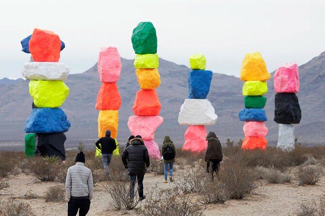 California Desert, Red Rock Views and Seven Magic Mountains - California Desert break: a quick taste for photos and pacing
