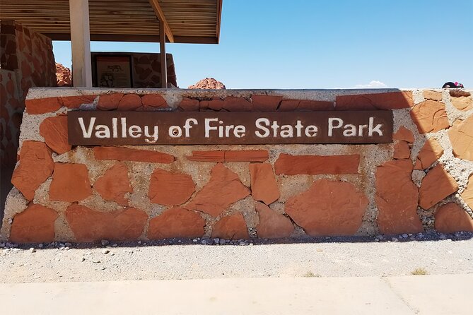 Combo Tour: Valley of Fire & Hoover Dam Full-Day Tour - Petrified Logs Loop: the geology stop that changes how you see the park