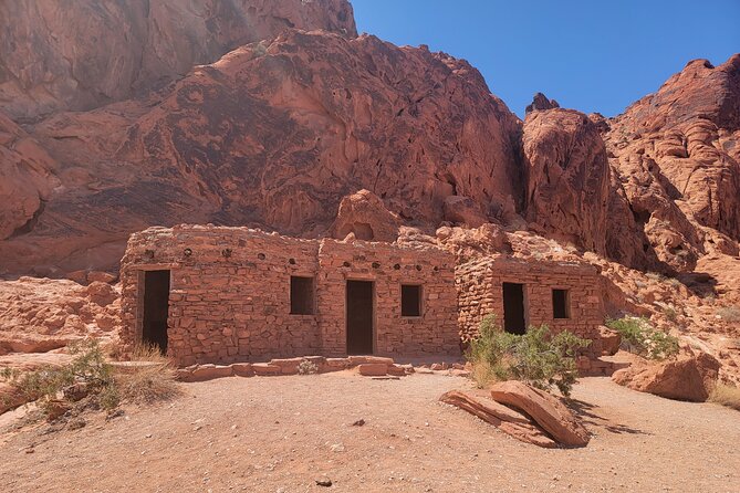 Combo Tour: Valley of Fire & Hoover Dam Full-Day Tour - Hoover Dam: visitor center time, souvenirs, and the walkway detail
