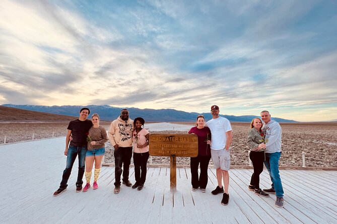 Death Valley Day & Night Tour - Scenic Stops, Sunset & Stargazing - Pickup and the drive out of Las Vegas