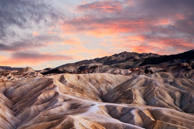 Death Valley Mojave Desert VIP Small Group Tour from Las Vegas - Mesquite Flat Sand Dunes: The Photo Moment (and the Walk Reality)