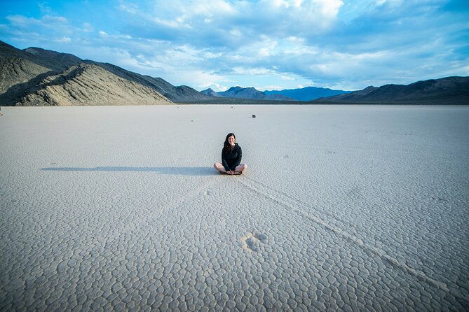Death Valley Small Group Day Tour From Las Vegas - Stop-by-stop route: from lowest point to big panoramic overlooks