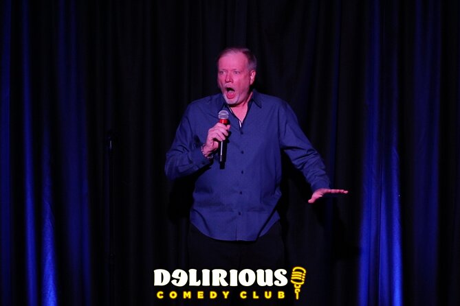 Delirious Comedy Club At Hennessey's Tavern Downtown Las Vegas - The Delirious show: Professional comedians and real crowd work