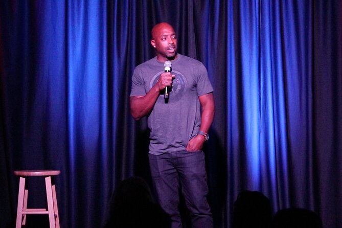 Delirious Comedy Club At Hennessey's Tavern Downtown Las Vegas - Tickets and price: Is $50 a good deal?