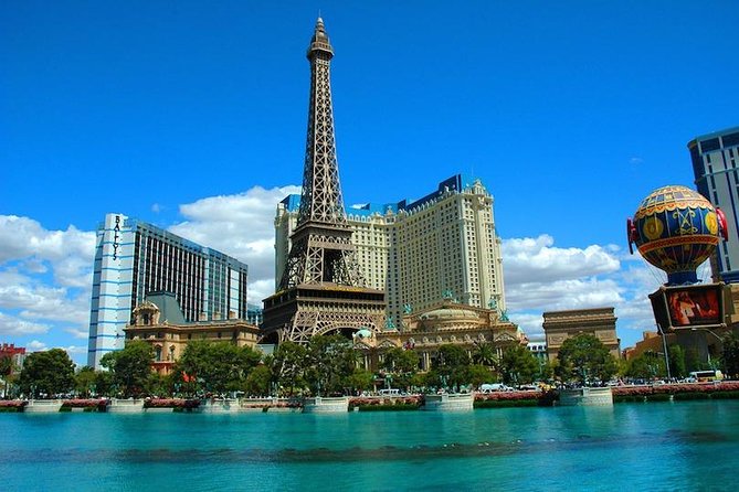 Departure Transfer: Las Vegas to Airport LAS in Luxury SUV - The ride itself: late-model luxury, disinfected car, and sanitizer