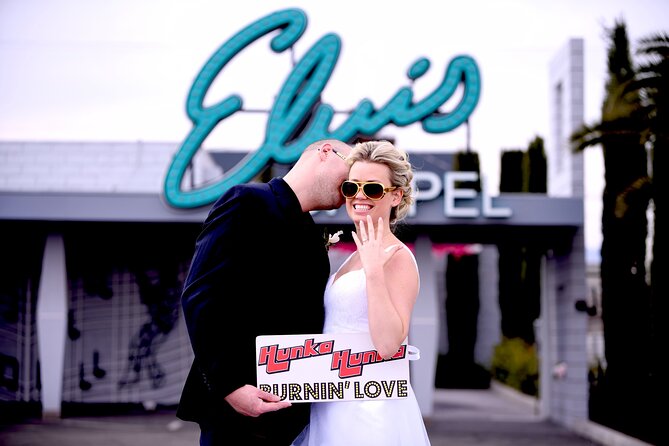Elvis Chapel Wedding and Vow Renewal - Guests, Witnesses, and the Nevada Legal Question