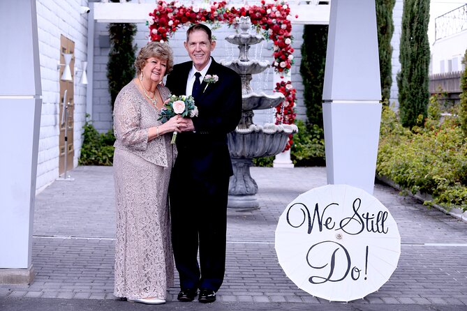 Elvis Chapel Wedding and Vow Renewal - Practical Vegas Planning: Hours, Meeting Point, and Timing