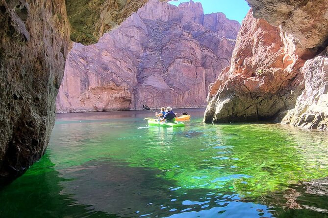 Emerald Cave Kayak Tour with Wildlife, Swim & Shuttle Option - Wildlife and Water Safety: The Stuff That Makes It Worth Trusting