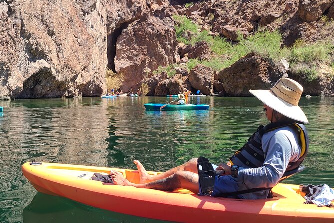 Emerald Cave Kayak Tour with Wildlife, Swim & Shuttle Option - Swim Stops and Snacks: Staying Comfortable in Desert Heat