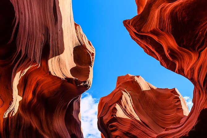 Extra Luxury tour for up to 7 to Antelope Canyon X and Horseshoes - Antelope Canyon X: two slot canyon sections and a Navajo-guided story