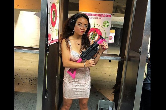 Femme Fatale Shooting Experience in Las Vegas - What the group experience is like for birthdays and bachelorettes
