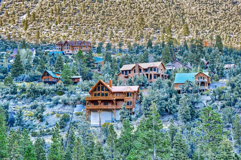 From Las Vegas: Day Trip to Mount Charleston Resort - Guide + Van = Less Hassle, Better Photos
