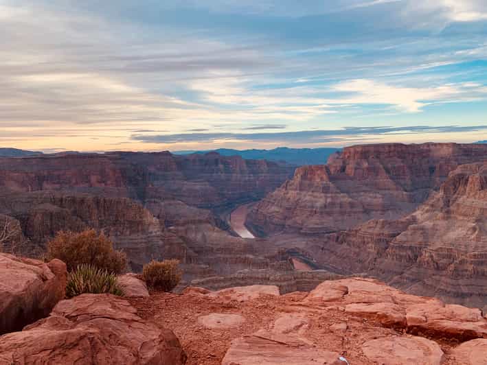 From Las Vegas: Grand Canyon Half-Day Sleep In Tour - Pickup and van ride: where the day really starts