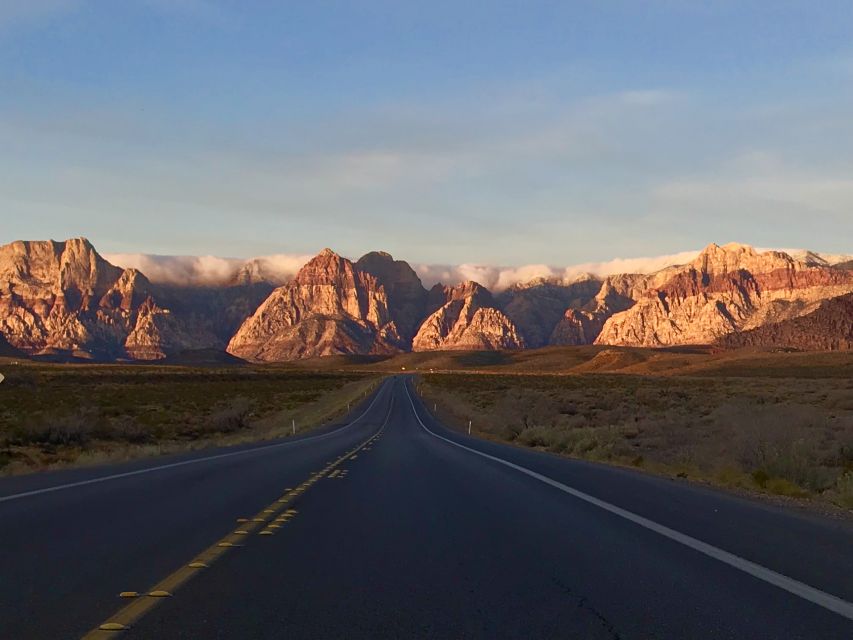 From Las Vegas: Red Rock Canyon Electric Bike Hire - The sandstone story: why the rocks look the way they do