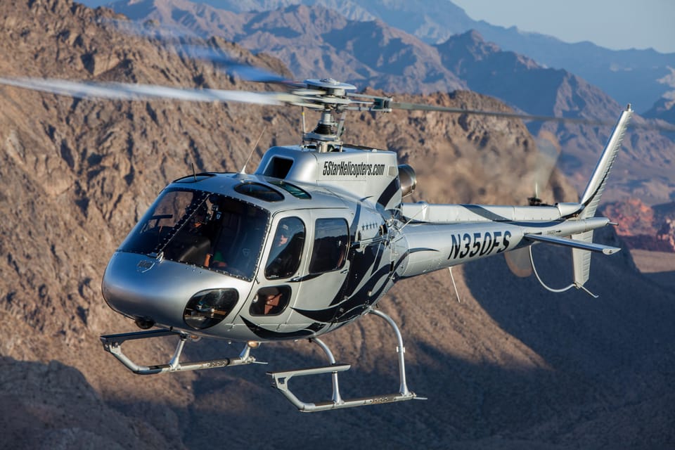 From Vegas: Grand Canyon Helicopter with Eagle Point Landing - From your Las Vegas hotel to the helicopter terminal: the pickup rhythm