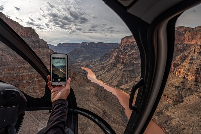 Grand Canyon Deluxe Helicopter Tour with Landing from Las Vegas - From Vegas time to canyon time: why this tour feels efficient