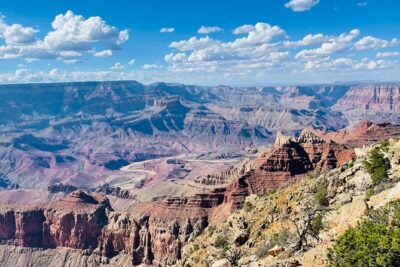 Grand Canyon Private Tour: 3-in-1 Grand Circle Full Day Tour from Las Vegas - Stop 1 at Horseshoe Bend: The 1.2 km Sand Trail View