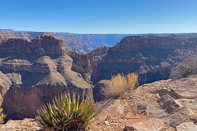 Grand Canyon West Helicopter Tour with VIP Skywalk and Boat Ride - The big picture: why this helicopter route works as a Vegas day trip