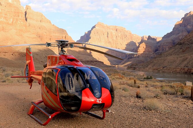 Grand Canyon West Helicopter Tour with VIP Skywalk and Boat Ride - Hoover Dam and Lake Mead from the air: the best warm-up before the canyon