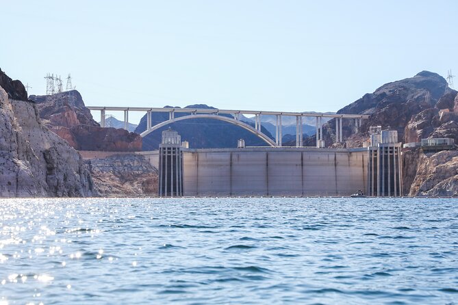 Hoover Dam Discovery Kayak Tour with Lake Mead Views - Calm-Water Views of the Mike O’Callaghan–Pat Tillman Memorial Bridge