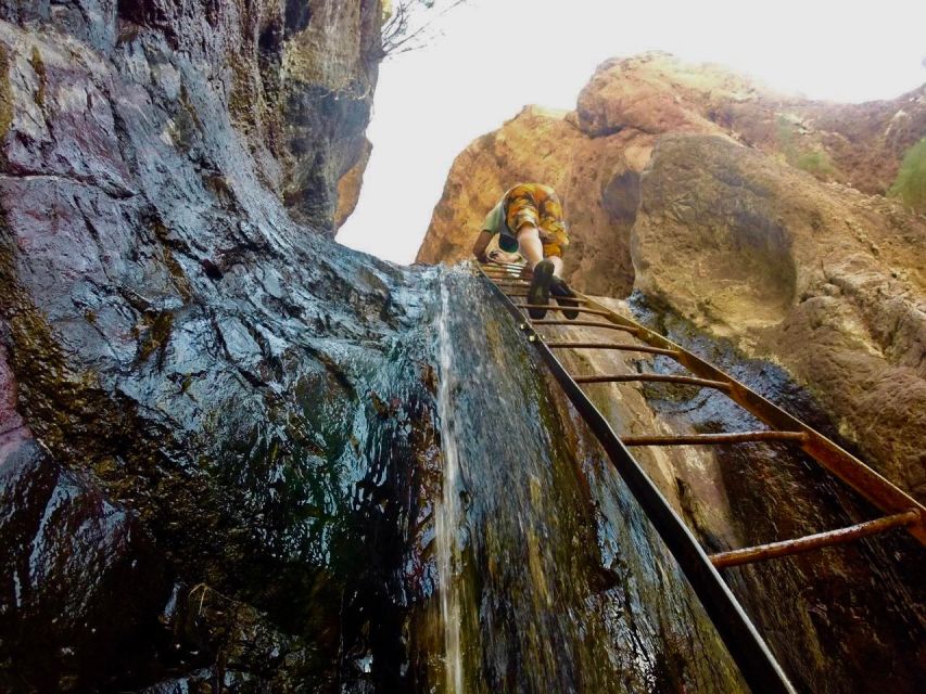 Hoover Dam Kayak Tour & Hike - shuttle from Las Vegas - Guides and Group Size: Small-Group Attention Makes a Difference