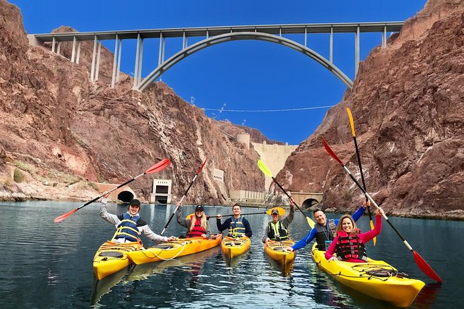 Hoover Dam Kayak Tour with Shuttle - Hot Springs & Emerald Cave - Getting there with the Mandalay Bay shuttle (and why it matters)