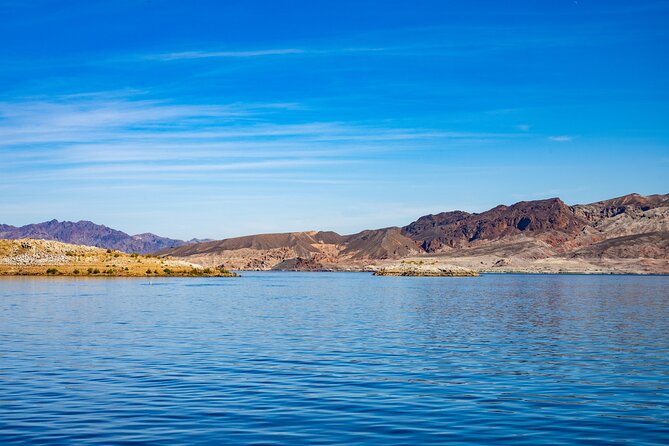 Hoover Dam Sightseeing Cruise on Lake Mead - Onboard Comfort: Restroom, Café, and the Music Question