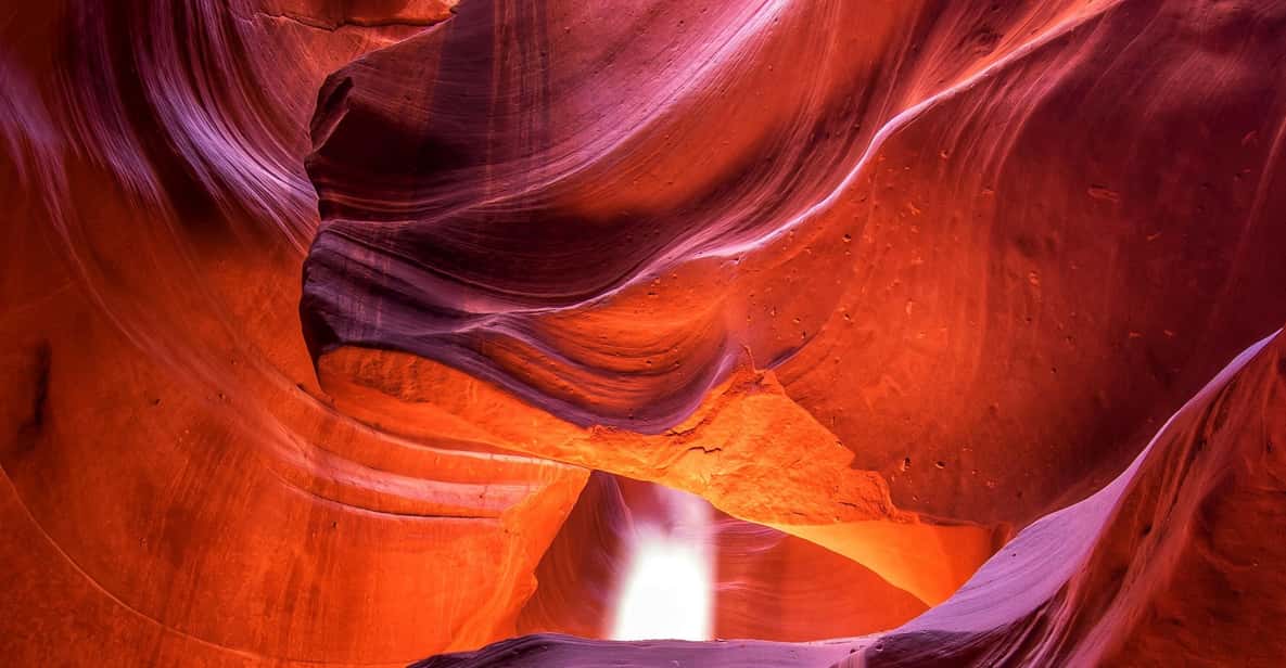 LA: Grand Canyon, Antelope Canyon, Horseshoe Bend 4-Day Tour - Day 1: From Los Angeles Into Las Vegas Night Lights
