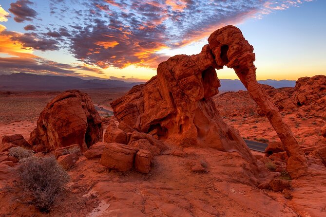 Lake Mead & Valley of Fire State Park Self-Guided Audio Tour - Stop-by-stop: Lake Mead welcome, marina, hatchery, and views