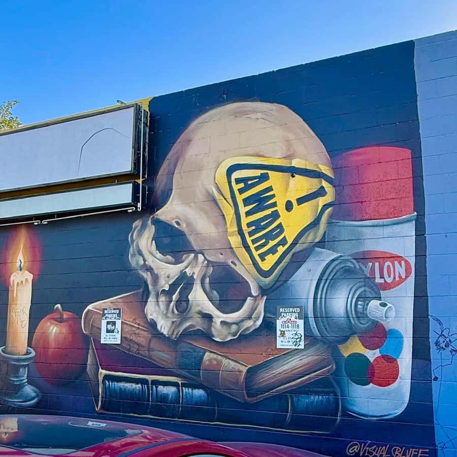 Las Vegas: 18b Arts District Walking Adventure - Recycled Propaganda: seeing street art like a gallery