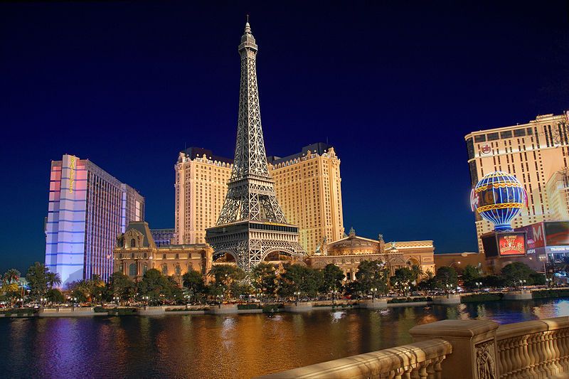 Las Vegas: 90-Day VIP Shop and Dine4Less Card City Hopper - Key Points at a Glance