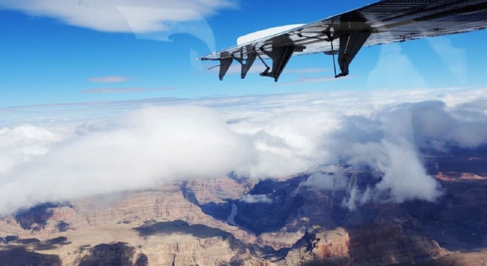 Las Vegas: Antelope Canyon and Horseshoe Bend Airplane Tour - Horseshoe Bend: the overlook hike and how to time your moment