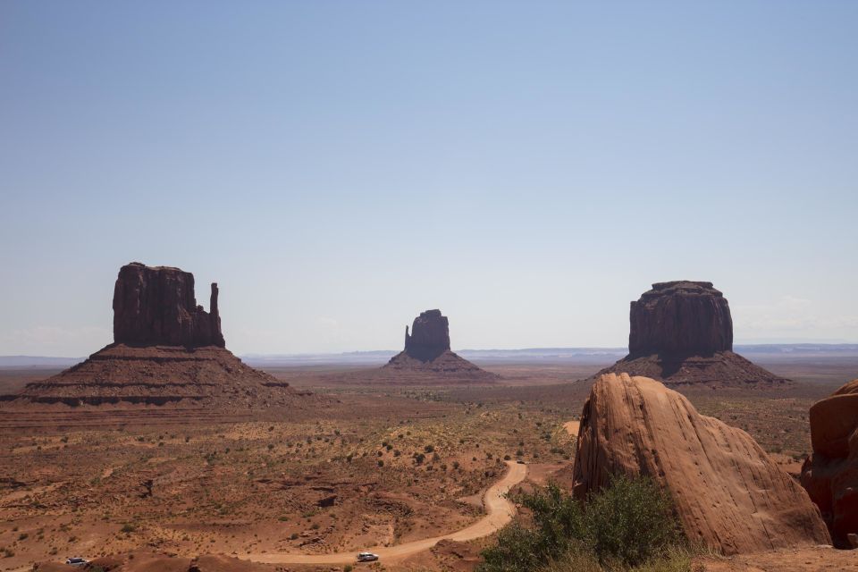 Las Vegas: Antelope, Monument Valley, & Horseshoe 3-Day Tour - Valley of Fire at the right sun angle
